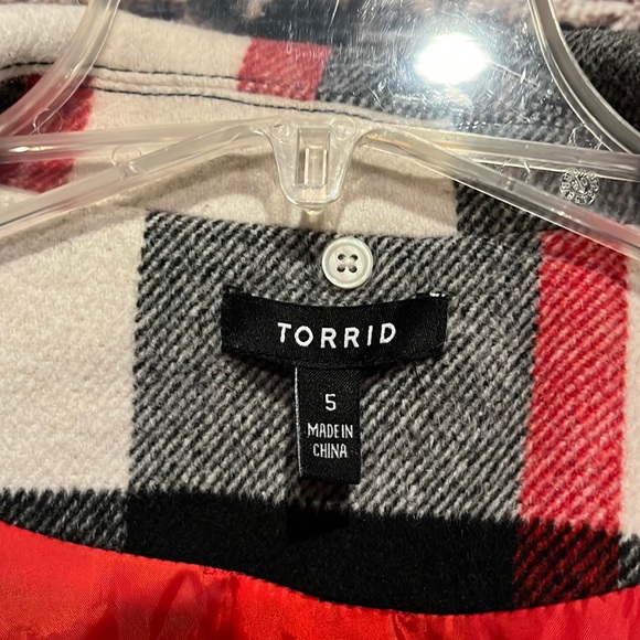 Torrid plaid bomber jacket - Picture 5 of 8
